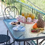 公寓 Aigli Elegant Sea View In 阿尔戈斯托利翁