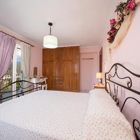 Aigli Elegant Sea View In ארגוסטולי