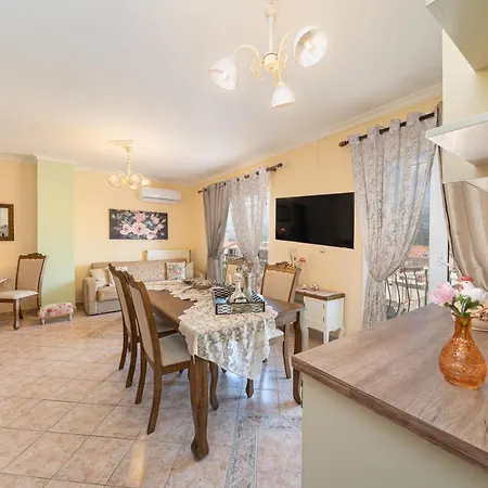 Aigli Elegant Sea View In Appartamento *